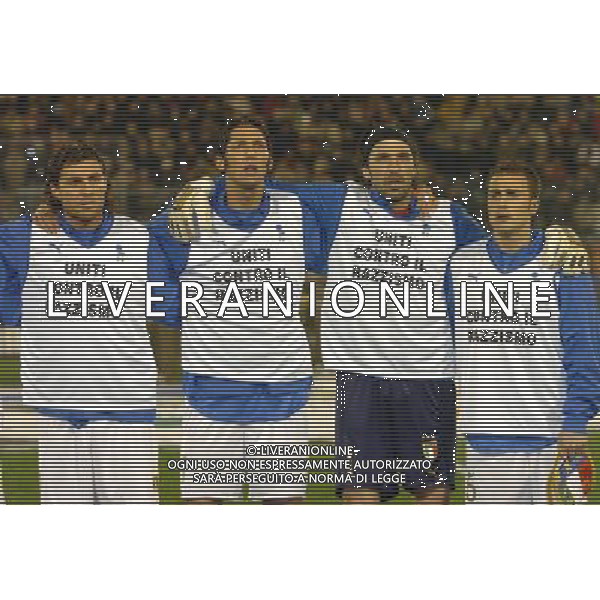 Cagliari 09/02/2005 Italia - Russia Nazionale Amichevole nella foto Christian vieri, marco materazzi, gianluigi buffon e fabio cannavaro durante l\'inno nazionale ph luzzani/agenzia aldo liverani