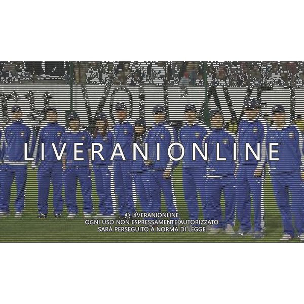 Cagliari 09/02/2005 Italia - Russia Nazionale Amichevole nella foto ragazzi nel prepartita ph luzzani/agenzia aldo liverani