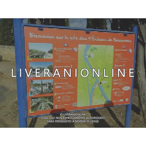 BEZIERS FRANCIA 07-10 -2015 CANALE DEL MIDI NELLA FOTO CANAL DEL MIDI-Le sette chiuse interconnesse di FonsŽranes, vicino BŽziers AG ALDO LIVERANI SAS 