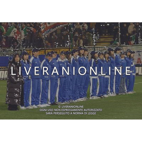 Cagliari 09/02/2005 Italia - Russia Nazionale Amichevole nella foto ragazzi nel prepartita ph luzzani/agenzia aldo liverani