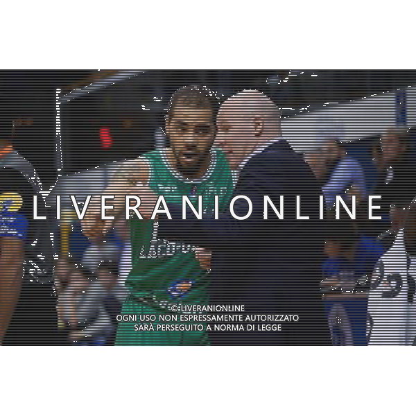 Michael THOMPSON / Eric BARTECHEKY - 24.10.2015 - Paris Levallois / Pau Orthez Lacq - Pro A - 5eme journee Photo : Nolwenn Le Gouic / Icon Sport AG ALDO LIVERANI SAS ONLY ITALY