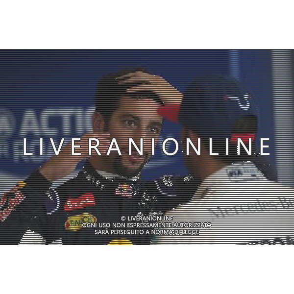 Daniel Ricciardo (AUS), Red Bull Racing and Lewis Hamilton (GBR), Mercedes AMG F1 Team 25.10.2015. Formula 1 World Championship, Rd 16, United States Grand Prix, Austin, Texas, USA, Race Day. ONLY ITALY-AG ALDO LIVERANI SAS