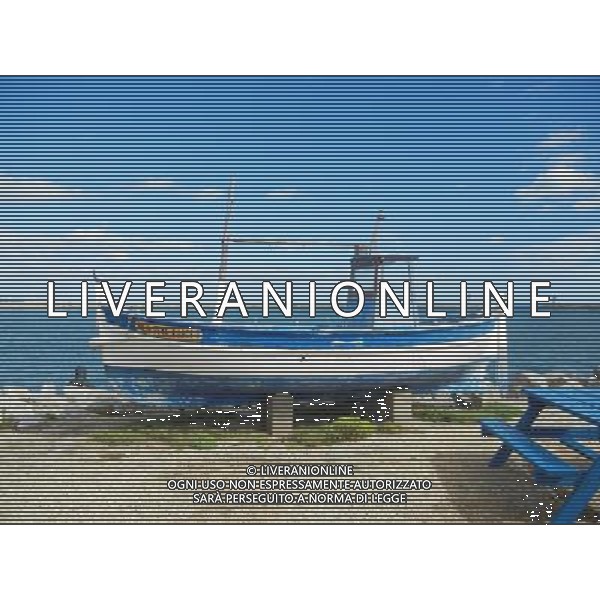 FRANCIA 08-10-2015 IL RISTORANTE TIPICO DI VENDITA DI OSTRICHE NELLA FOTO IL RISTORANTE TIPICO DI VENDITA DI OSTRICHE LE PERLE DI GROUSSAIN AG ALDO LIVERANI SAS