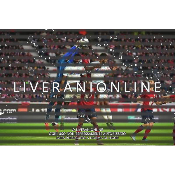 Vincent ENYEAMA / Bakary SOUMAORO / Djibril SIDIBE / Nicolas NKOULOU / Jorge Pires da FONSECA ROLANDO - 25.10.2015 - Lille / Marseille - 11eme journee de Ligue 1 Photo: Dave Winter / Icon Sport AG ALDO LIVERANI SAS ONLY ITALY