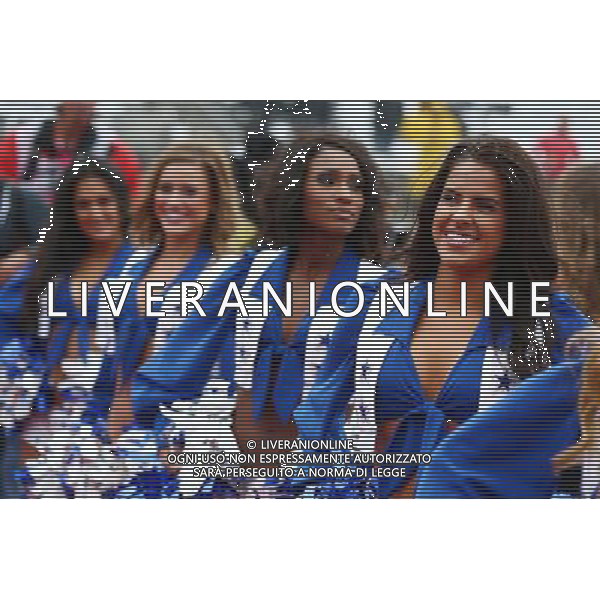 Dallas Cowboys Cheerleaders on the drivers parade. 25.10.2015. Formula 1 World Championship, Rd 16, United States Grand Prix, Austin, Texas, USA, Race Day. /AGENZIA ALDO LIVERANI SAS - Italy Only editorial use only
