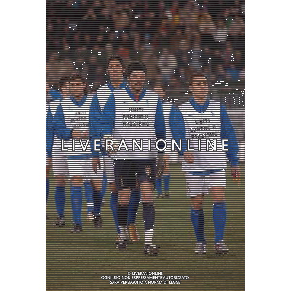 Cagliari 09-02-2005 italia-russia 2:0 nella foto giocatori italia con pettorina contro il razzismo ph marco luzzani/ag aldo liverani s.a.s.