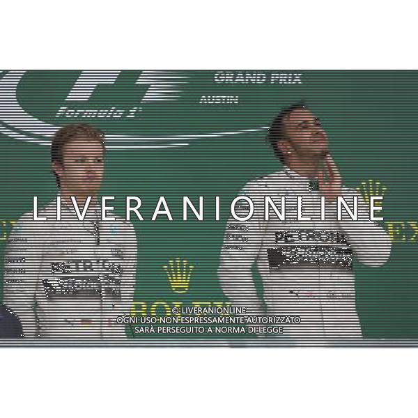 Lewis Hamilton (GBR), Mercedes AMG F1 Team and Sebastian Vettel (GER), Scuderia Ferrari 25.10.2015. Formula 1 World Championship, Rd 16, United States Grand Prix, Austin, Texas, USA, Race Day. AG ALDO LIVERANI SAS ONLY ITALY