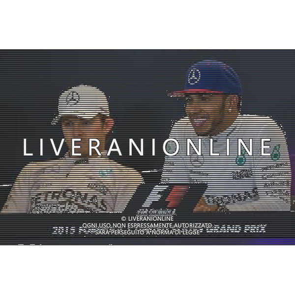 (L to R): Nico Rosberg (GER) Mercedes AMG F1 with team mate Lewis Hamilton (GBR) Mercedes AMG F1 in the FIA Press Conference. 25.10.2015. Formula 1 World Championship, Rd 16, United States Grand Prix, Austin, Texas, USA, Race Day. AG ALDO LIVERANI SAS ONLY ITALY
