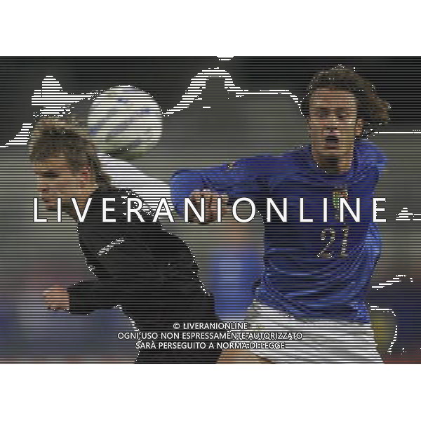 Cagliari 9 febbraio 2005 Italia - Russia amichevole nella foto: Gilardino Alberto e Bugayev foto Andry / Ag. Aldo Liverani