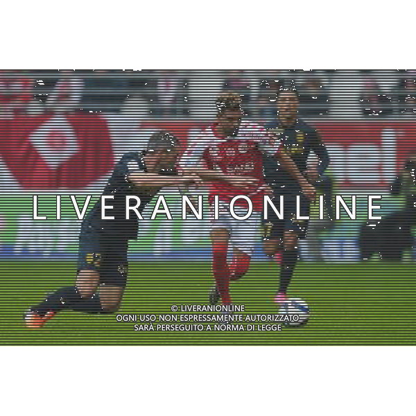 Frederic Bulot / Jeremy Toulalan - 25.10.2015 - Reims / Monaco - 11eme journee de Ligue 1 Photo : Andre Ferreira / Icon Sport AG ALDO LIVERANI SAS ONLY ITALY