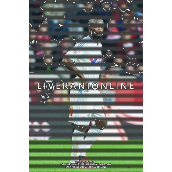 Lassana DIARRA - 25.10.2015 - Lille / Marseille - 11eme journee de Ligue 1 Photo: Dave Winter / Icon Sport/AGENZIA ALDO LIVERANI SAS - ITALY ONLY EDITORIAL USE ONLY