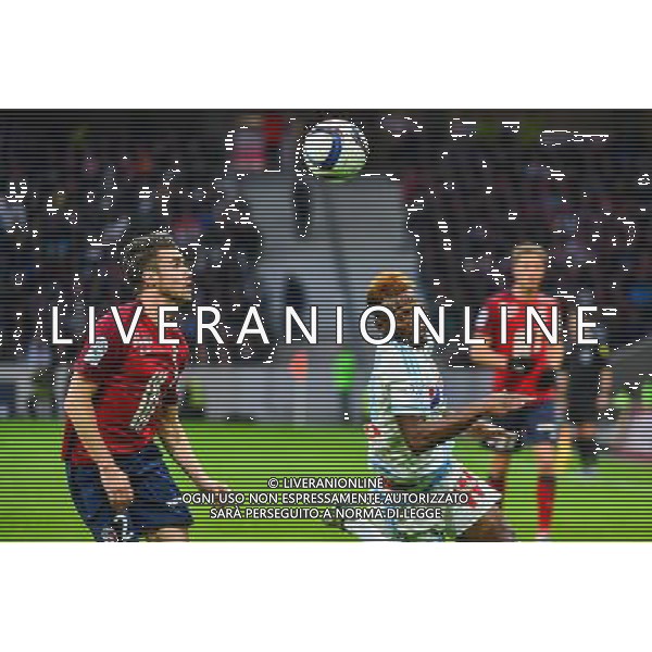 Sebastien CORCHIA / Georges Kevin NKOUDOU - 25.10.2015 - Lille / Marseille - 11eme journee de Ligue 1 Photo: Dave Winter / Icon Sport/AGENZIA ALDO LIVERANI SAS - ITALY ONLY EDITORIAL USE ONLY