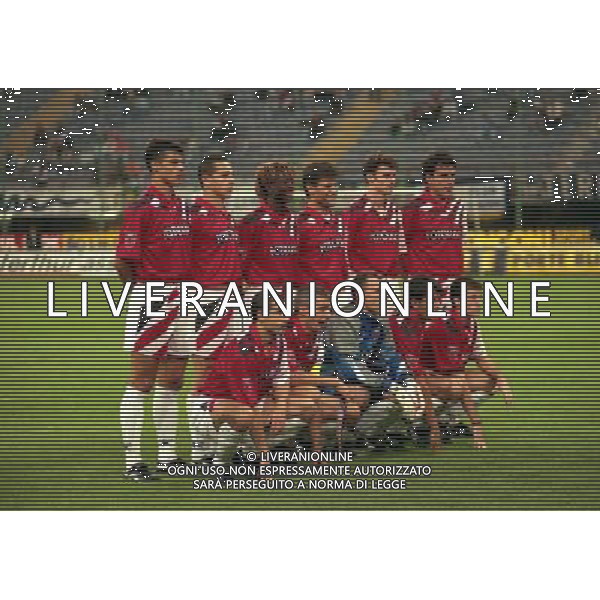 MILANO COPPA UEFA 16-09-1997 INTER -NEUCHATEL XAMAX NELLA FOTO FORMAZIONE NEUCHATEL XAMAX AG ALDO LIVERANI SAS