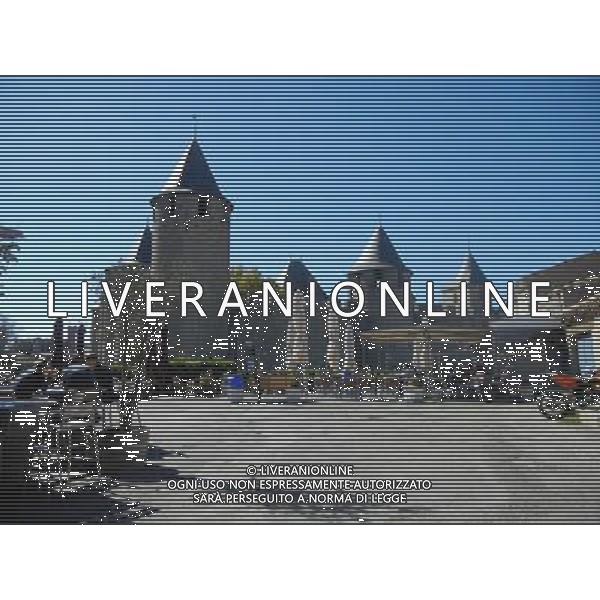 FRANCIA 2015 CARCASSONE NELLA FOTO Carcassonne  una cittˆ francese situata nel dipartimento dell\'Aude, del quale  capoluogo, nella regione della Linguadoca-Rossiglione AG ALDO LIVERANI SAS