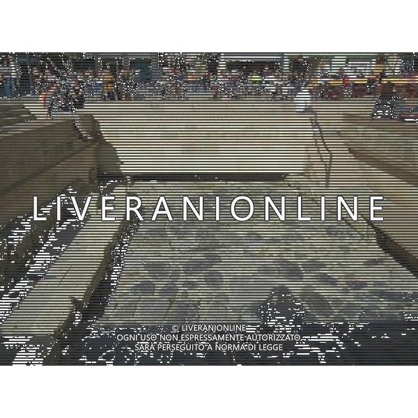 FRANCIA NARBONNE CITTA 2015 NELLA FOTO ALCUNE VEDUTE DI NARBONNE-La Via Domizia, o Via Domitia, era una antica strada romana che congiungeva la valle del Rodano con la Spagna. Fu costruita dal proconsole Gneo Domizio Enobarbo, primo governatore della Gallia Narbonensis fra il 121 a.C. ed il 117 a.C. Fu la prima strada romana ad essere costruita in Gallia e fu realizzata per scopi militari al fine di raggiungere facilmente le colonie romane della Gallia meridionale. AG ALDO LIVERANI SAS