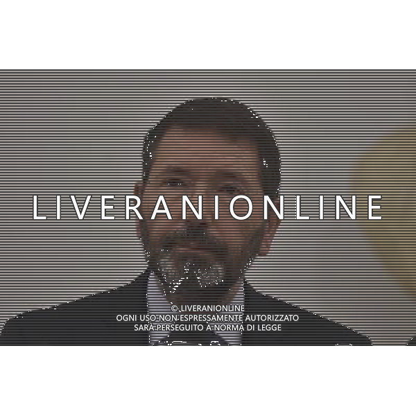 roma 30-10-2015 campidoglio conferenza stampa del Sindaco ignazio marino nella foto Ignazio Marino non  pi il sindaco di Roma. All\'indomani della decisione di ritirare le dimissioni, 26 consiglieri comunali hanno infatti firmato, davanti al notaio, le loro dimissioni. Giunta e primo cittadino sono di conseguenza decaduti. FOTO FABRIZIO CARRADETTI-AG ALDO LIVERANI SAS