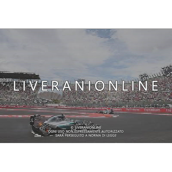 Nico Rosberg (GER) Mercedes AMG F1 W06 with his rear brakes on fire. 30.10.2015. Formula 1 World Championship, Rd 17, Mexican Grand Prix, Mexixo City, Mexico, Practice Day. AG ALDO LIVERANI SAS ONLY ITALY