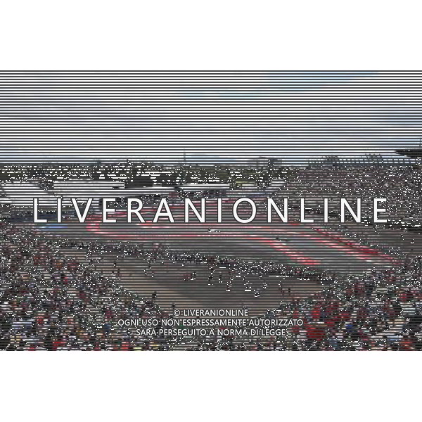 Lewis Hamilton (GBR) Mercedes AMG F1 W06 leads Valtteri Bottas (FIN) Williams FW37. 30.10.2015. Formula 1 World Championship, Rd 17, Mexican Grand Prix, Mexixo City, Mexico, Practice Day. AG ALDO LIVERANI SAS ONLY ITALY
