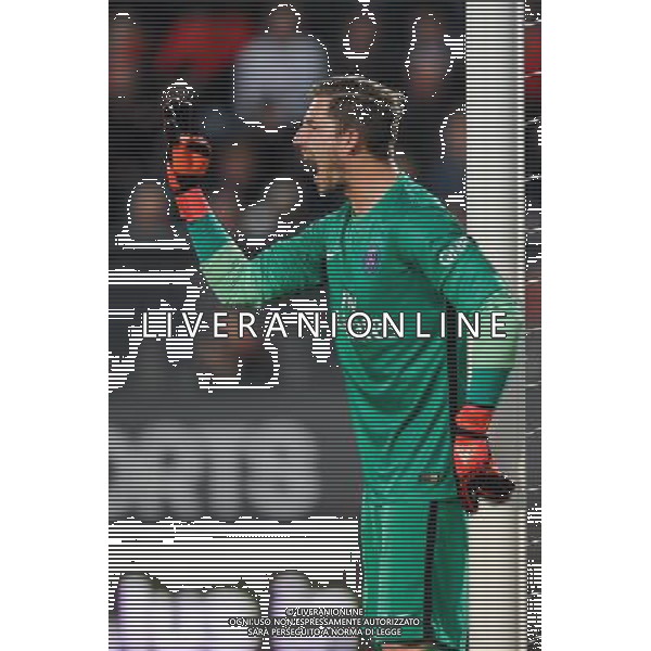 Kevin Trapp - 30.10.2015 - Rennes / PSG - 12eme journee de Ligue 1 Photo : Andre Ferreira / Icon Sport/AGENZIA ALDO LIVERANI SAS - ITALY ONLY EDITORIAL USE ONLY