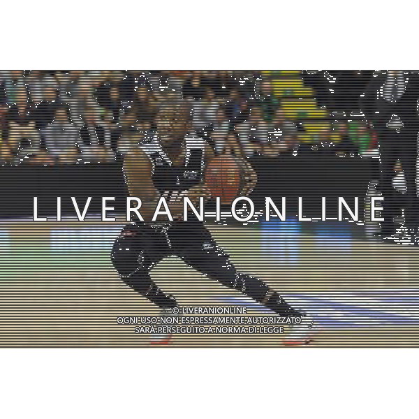 David HOLSTON - 30.10.2015 - Lyon Villeurbanne / Dijon - 6eme journee de Pro A Photo : Jean Paul Thomas / Icon Sport/AGENZIA ALDO LIVERANI SAS - ITALY ONLY EDITORIAL USE ONLY