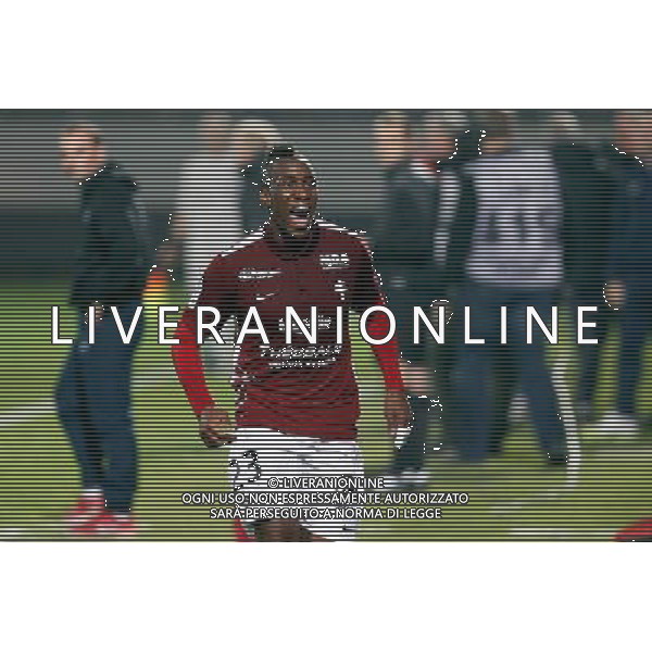 Joie Metz - Yeni atito NGBAKOTO - 30.10.2015 - Metz / Paris FC - 13eme journee de Ligue 2 Photo : Fred Marvaux / Icon Sport/AGENZIA ALDO LIVERANI SAS - ITALY ONLY EDITORIAL USE ONLY