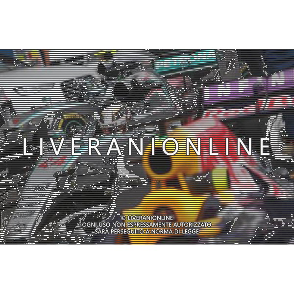 Lewis Hamilton (GBR) Mercedes AMG F1 W06 and Nico Rosberg (GER) Mercedes AMG F1 W06. 31.10.2015. Formula 1 World Championship, Rd 17, Mexican Grand Prix, Mexixo City, Mexico, Qualifying Day. AGENZIA ALDO LIVERANI SAS - ITALY ONLY EDITORIAL USE ONLY