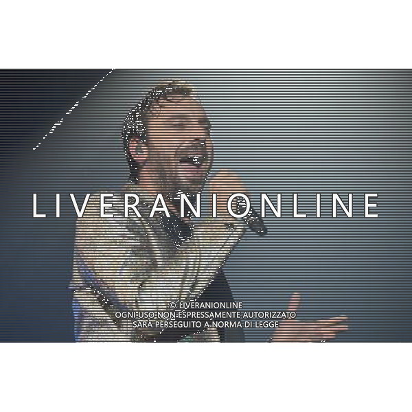 Cesare Cremonini in concerto a Bologna 31 ottobre 2015 ©Optimafoto /AGENZIA ALDO LIVERANI SAS