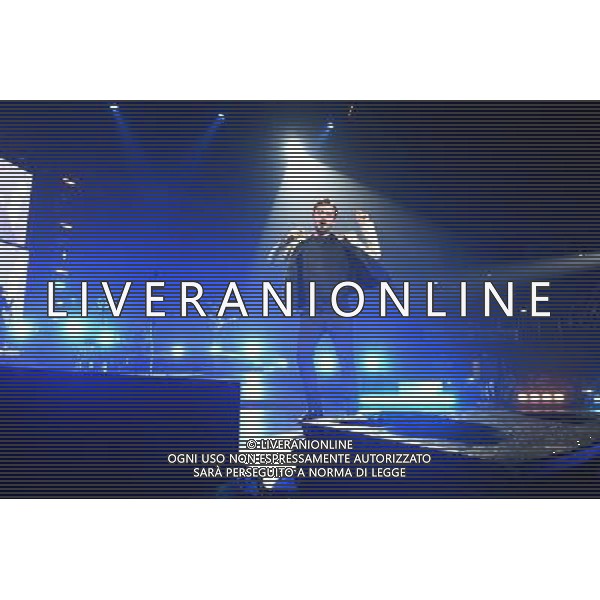 Cesare Cremonini in concerto a Bologna 31 ottobre 2015 ©Optimafoto /AGENZIA ALDO LIVERANI SAS
