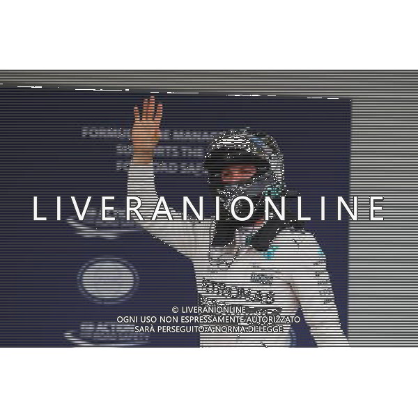 Nico Rosberg (GER) Mercedes AMG F1 celebrates his pole position in qualifying parc ferme. 31.10.2015. Formula 1 World Championship, Rd 17, Mexican Grand Prix, Mexixo City, Mexico, Qualifying Day. /AGENZIA ALDO LIVERANI SAS - EDITORIAL USE ONLY