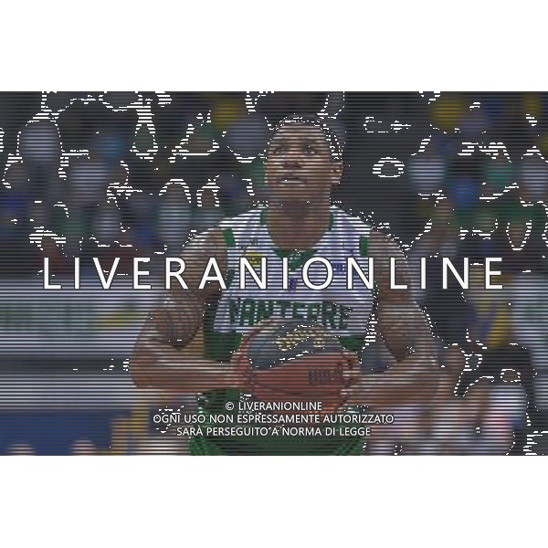 Gerald Robinson - 31.10.2015 - Paris Levallois / Nanterre - 6eme journee Pro A Photo : Anthony Dibon / Icon Sport /AGENZIA ALDO LIVERANI SAS - ITALY ONLY EDITORIAL USE ONLY