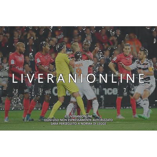 expulsion Waris Majeed / Younousse Sankhare - 31.10.2015 - Guingamp / Lorient - 12eme journee de Ligue 1 Photo : Andre Ferreira / Icon Sport /AGENZIA ALDO LIVERANI SAS - ITALY ONLY EDITORIAL USE ONLY