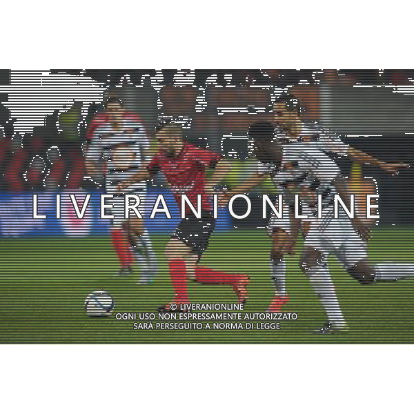 Nicolas Benezet / Walid Mesloub - 31.10.2015 - Guingamp / Lorient - 12eme journee de Ligue 1 Photo : Andre Ferreira / Icon Sport /AGENZIA ALDO LIVERANI SAS - ITALY ONLY EDITORIAL USE ONLY