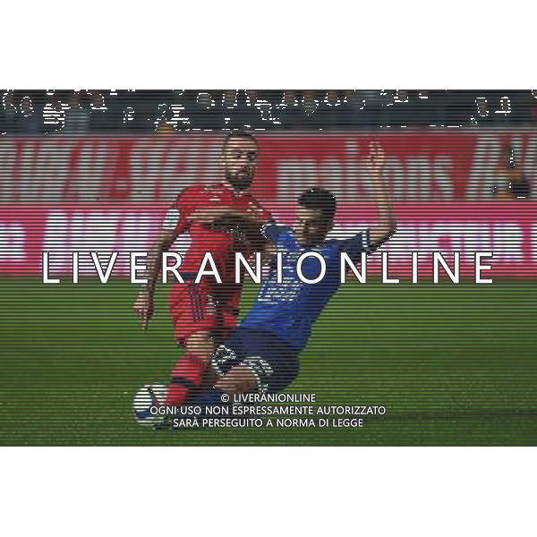 Sergi DARDER / Corentin JEAN (carton rouge) - 31.10.2015 - Troyes / Lyon -12eme journee de Ligue 1 Photo: Dave Winter / Icon Sport /AGENZIA ALDO LIVERANI SAS - ITALY ONLY EDITORIAL USE ONLY