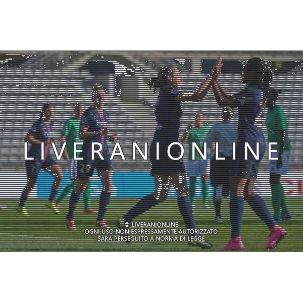 Joie Sabrina Delannoy / Marie Antoinette Katoto - 01.11.2015 - PSG / Saint Etienne - 8eme journee de D1 Feminine Photo : Anthony Dibon / Icon Sport /AGENZIA ALDO LIVERANI SAS - ITALY ONLY EDITORIAL USE ONLY