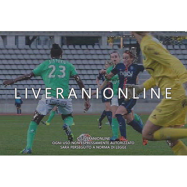 But Kosovare Asllani - 01.11.2015 - PSG / Saint Etienne - 8eme journee de D1 Feminine Photo : Anthony Dibon / Icon Sport /AGENZIA ALDO LIVERANI SAS - ITALY ONLY EDITORIAL USE ONLY