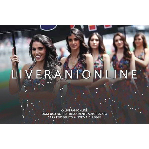Grid girls on the drivers parade. 01.11.2015. Formula 1 World Championship, Rd 17, Mexican Grand Prix, Mexixo City, Mexico, Race Day. AG ALDO LIVERANI SAS ONLY ITALY