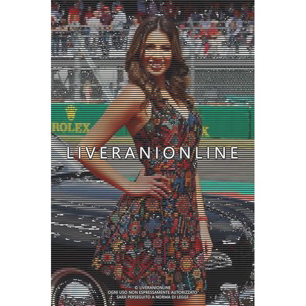 Grid girl on the drivers parade. 01.11.2015. Formula 1 World Championship, Rd 17, Mexican Grand Prix, Mexixo City, Mexico, Race Day. AG ALDO LIVERANI SAS ONLY ITALY