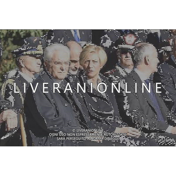 Omaggio ai defunti Commemorazione dei caduti militari al Cimitero del Verano Roma, 02 novembre 2015 nella foto Sergio Mattarella e Roberta Pinotti e Franco Gabrielli ©Corredati /AGENZIA ALDO LIVERANI SAS
