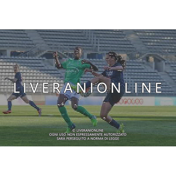 Teninsoun Sissoko / Lindsey Horan - 01.11.2015 - PSG / Saint Etienne - 8eme journee de D1 Feminine Photo : Anthony Dibon / Icon Sport /AGENZIA ALDO LIVERANI SAS - ITALY ONLY EDITORIAL USE ONLY