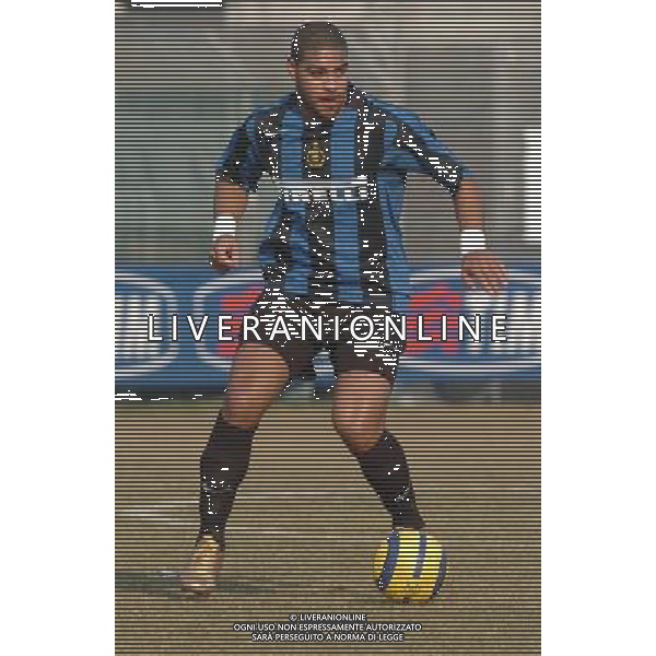 Como 09/02/2005 Partita benefica tra Inter e Steaua Bucarest per i bambini poveri della Romania nella foto: Adriano ph.Danilo Recalcati/Ag.Aldo Liverani