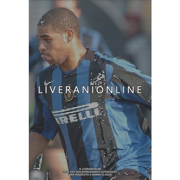 Como 09/02/2005 Partita benefica tra Inter e Steaua Bucarest per i bambini poveri della Romania nella foto: Adriano ph.Danilo Recalcati/Ag.Aldo Liverani
