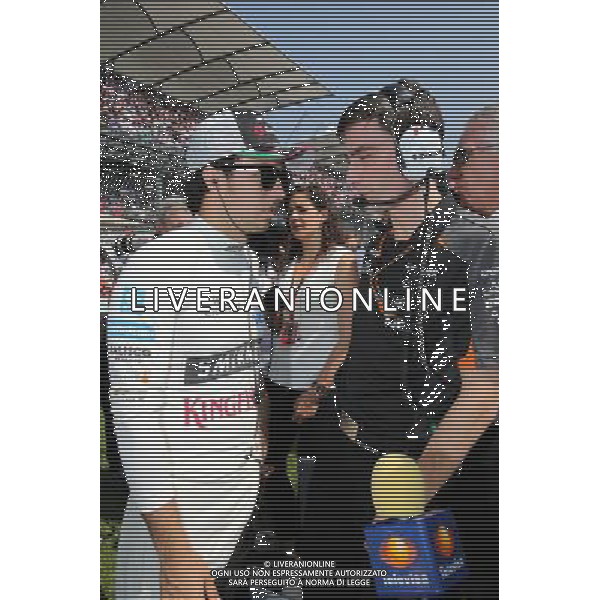 Sergio Perez (MEX) Sahara Force India F1 with Tim Wright (GBR) Sahara Force India F1 Team Race Engineer on the grid. 01.11.2015. Formula 1 World Championship, Rd 17, Mexican Grand Prix, Mexixo City, Mexico, Race Day. AG ALDO LIVERANI SAS ONLY ITALY
