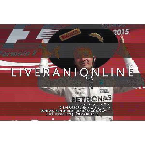 Race winner Nico Rosberg (GER) Mercedes AMG F1 celebrates on the podium. 01.11.2015. Formula 1 World Championship, Rd 17, Mexican Grand Prix, Mexixo City, Mexico, Race Day. AG ALDO LIVERANI SAS ONLY ITALY