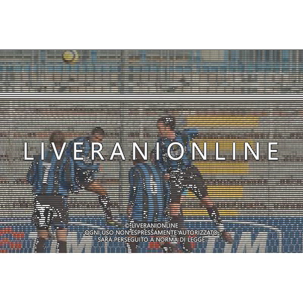 Como 09/02/2005 Partita benefica tra Inter e Steaua Bucarest per i bambini poveri della Romania nella foto: gruppo inter ph.Danilo Recalcati/Ag.Aldo Liverani