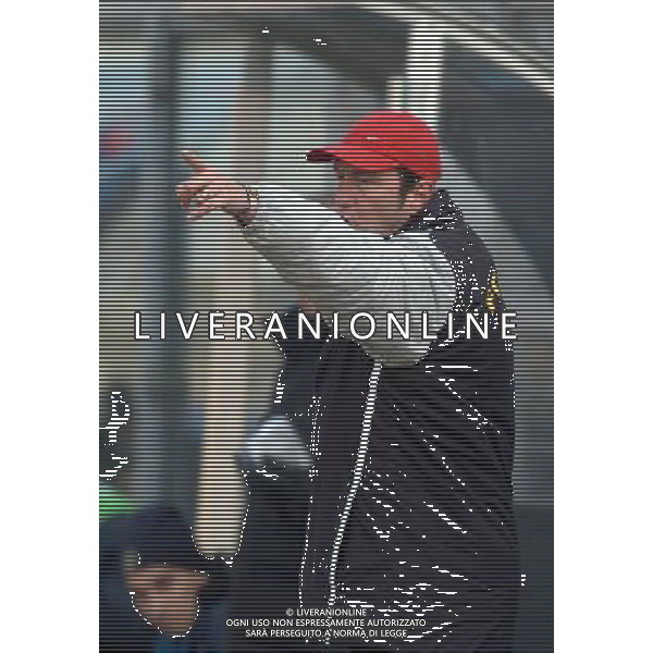 Como 09/02/2005 Partita benefica tra Inter e Steaua Bucarest per i bambini poveri della Romania nella foto: Walter Zenga All.Steaua bucarest ph.Danilo Recalcati/Ag.Aldo Liverani