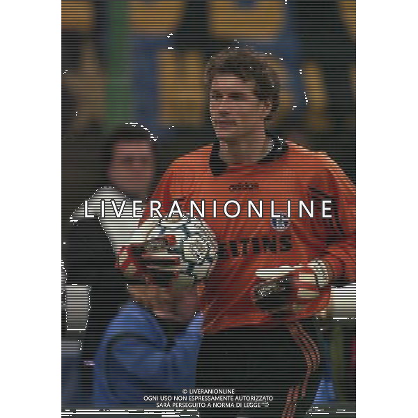 03-03-1998 QUARTI DI FINALE DI COPPA UEFA INTER-SHALKE 04 NELLA FOTO JENS LEHMANN AG ALDO LIVERANI SAS