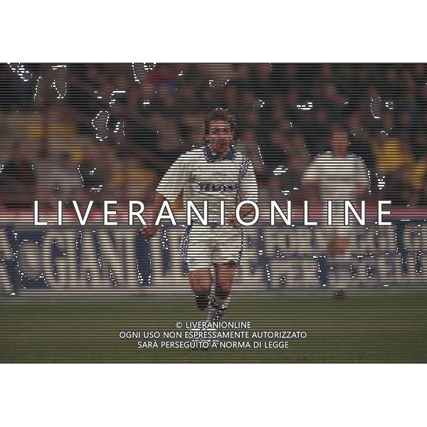 03-03-1998 QUARTI DI FINALE DI COPPA UEFA INTER-SHALKE 04 NELLA FOTO Ji ’ N mec AG ALDO LIVERANI SAS