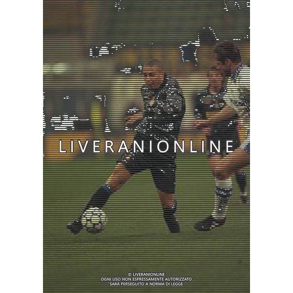 03-03-1998 QUARTI DI FINALE DI COPPA UEFA INTER-SHALKE 04 NELLA FOTO RONALDO AG ALDO LIVERANI SAS