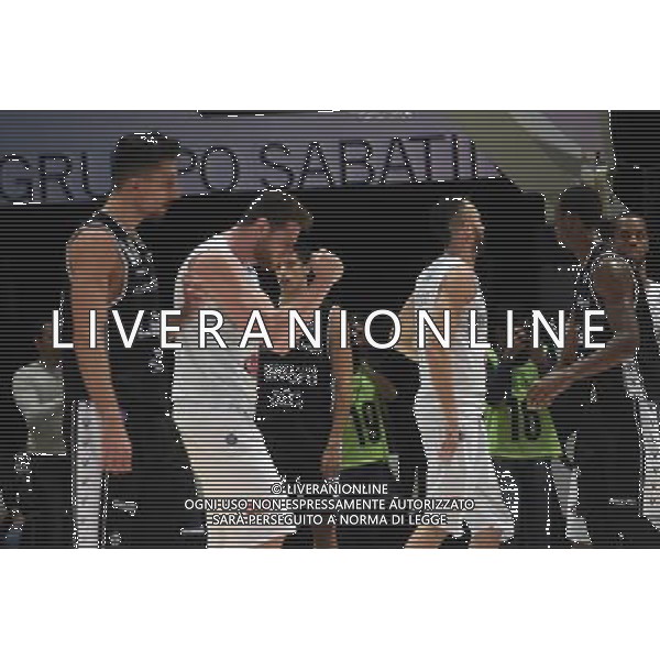 OBIETTIVO LAVORO BOLOGNA - PASTA REGGIA CASERTA CAMPIONATO BASKET SERIE A 02 NOVEMBRE 2015 NELLA FOTO ESULTANZA FINALE ©OPTIMA/AGENZIA ALDO LIVERANI SAS