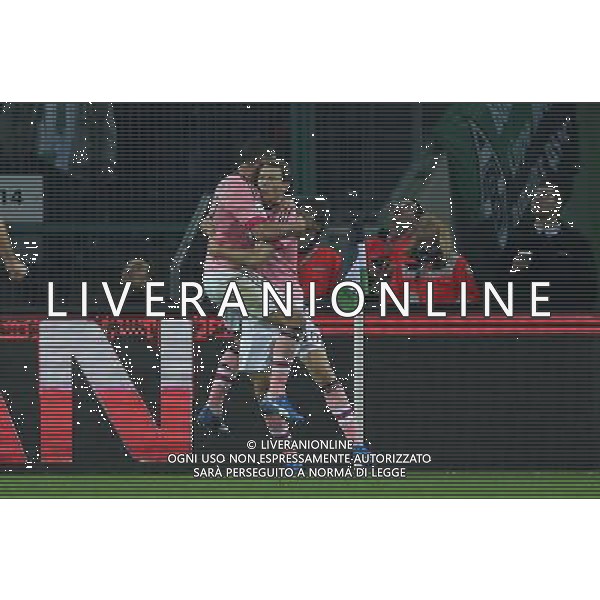 firo Fu§ball,Fussball, 03.11.2015 Champions League , Saison 2015/2016 VFL Borussia Mšnchengladbach - Juventus Turin Tor Jubel 1:1 durch Stephan Lichtsteiner $worldrightsEs gelten unsere AGB, einsehbar auf www.firosportphoto.de copyright by firo sportphoto: Coesfelder Str.207 48249 DŸlmen www.firosportphoto.de mail@firosportphoto.de (V o l k s b a n k B o c h u m - W i t t e n ) BLZ.: 430 601 29 Kt. Nr.: 341 117 100 Tel:Ê 02594 - 9916004 Fax:Ê02594 - 9916005 AG ALDO LIVERANI SAS ONLY ITALY